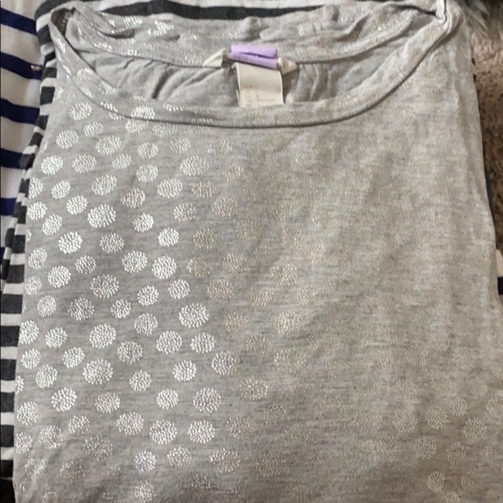 H &M basic T w/ pocket